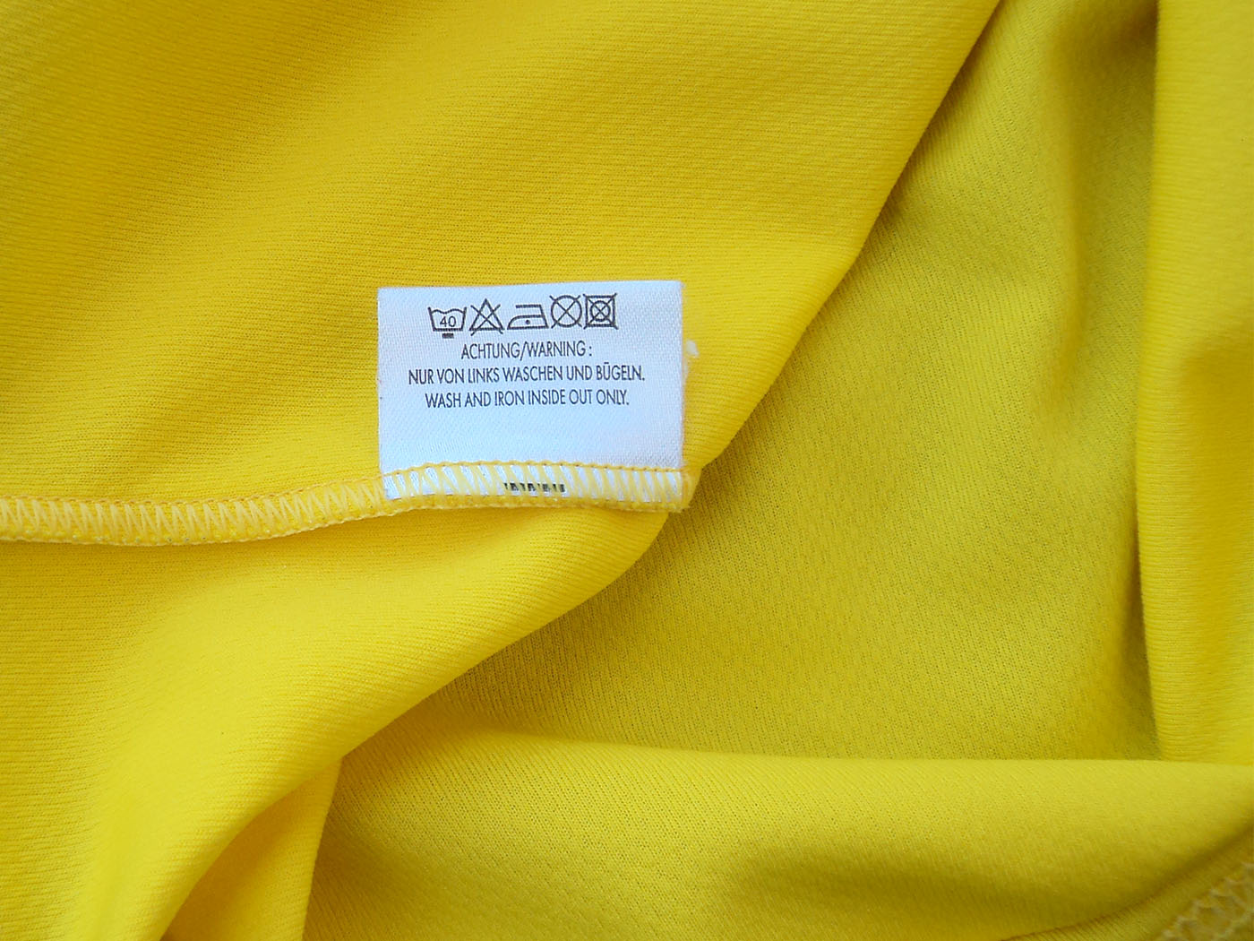 2002-2003 Borussia Dortmund home shirt - Medium