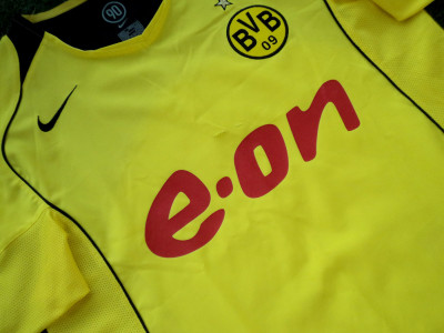 2004-2005 Borussia Dortmund home shirt - Small
