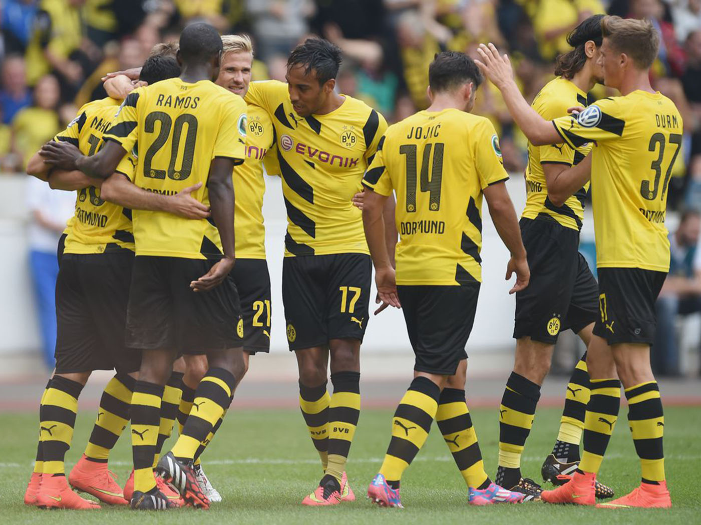 2014-2015 Borussia Dortmund home shirt - Small