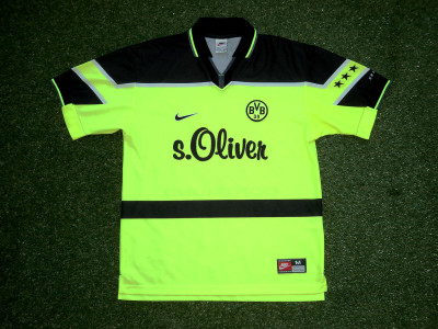 1997-1998 Borussia Dortmund home shirt - Medium