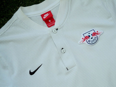 2017-2018 RB Leipzig polo shirt - Large