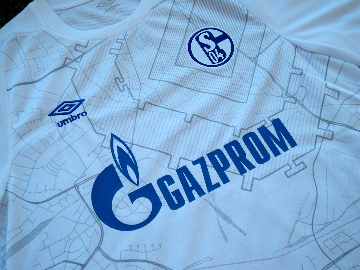2020-2021 Schalke away shirt - XLarge