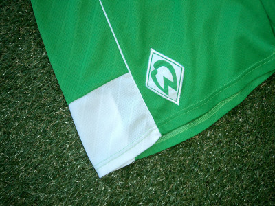1996-1997 Werder Bremen home shorts - Large