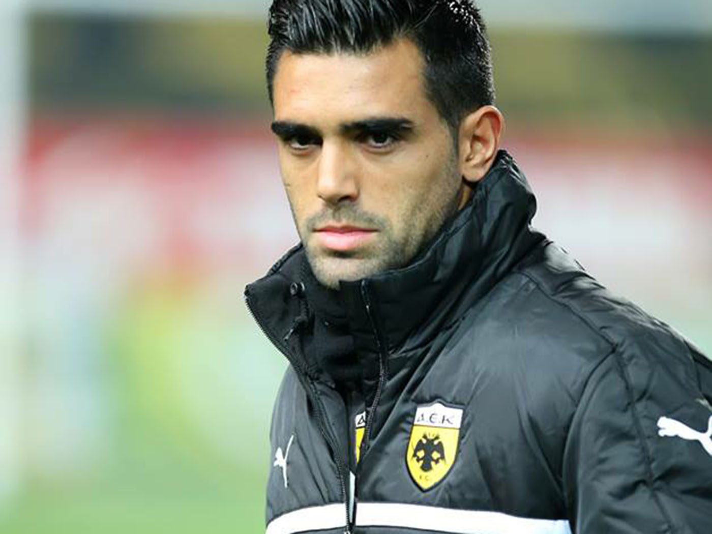 2012-2013 AEK Athens padded worn bench coat - Medium