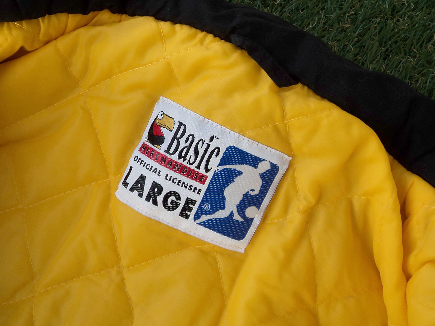 1994-1995 AEK Athens bench coat - Large