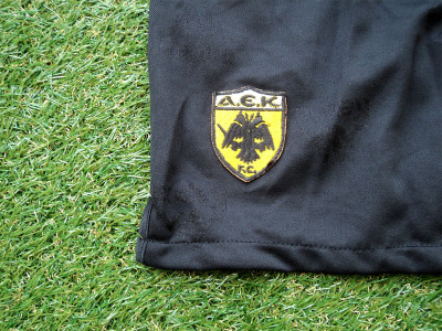 1995-1996 AEK Athens home shorts - XLarge (2)