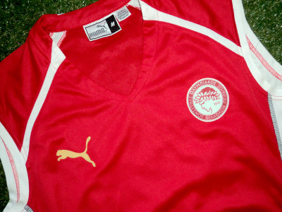 2005-2006 Olympiakos training vest - Medium
