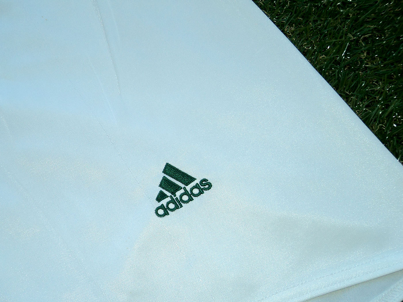 2008-2009 Παναθηναικός εκτός έδρας σορτς - XLarge