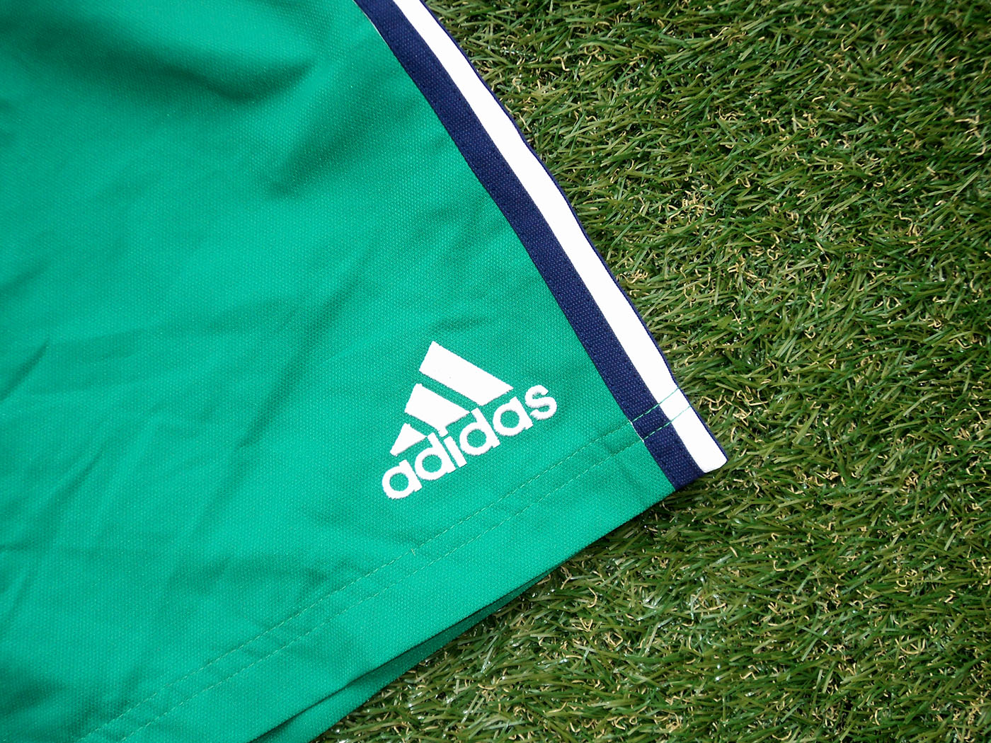 2001-2002 Panathinaikos training shorts - Medium
