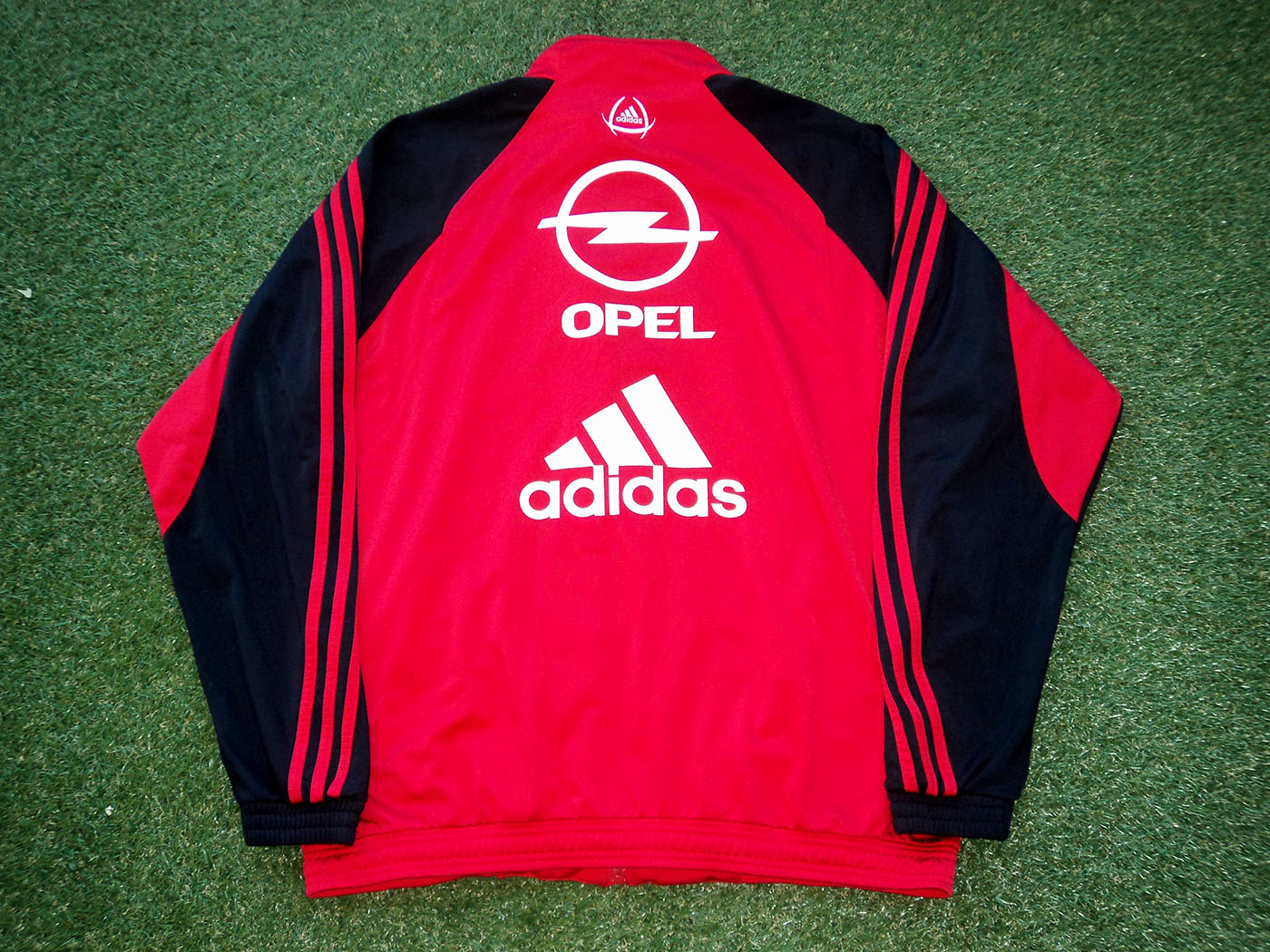 2005-2006 Μίλαν ζακέτα - Medium/Large (40"-42")