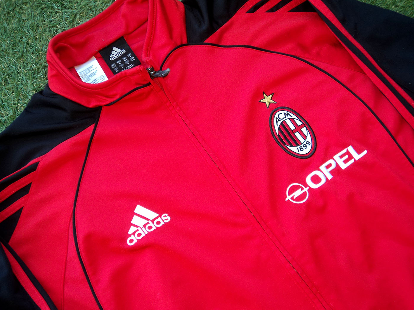 2005-2006 Μίλαν ζακέτα - Medium/Large (40"-42")