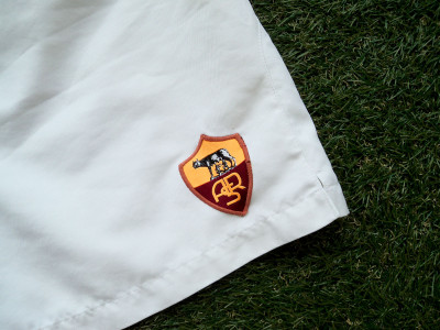 2004-2005 AS Roma away shorts - Large