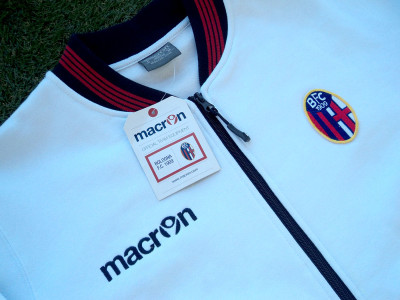 2011-2012 Bologna presentation tracktop - Large