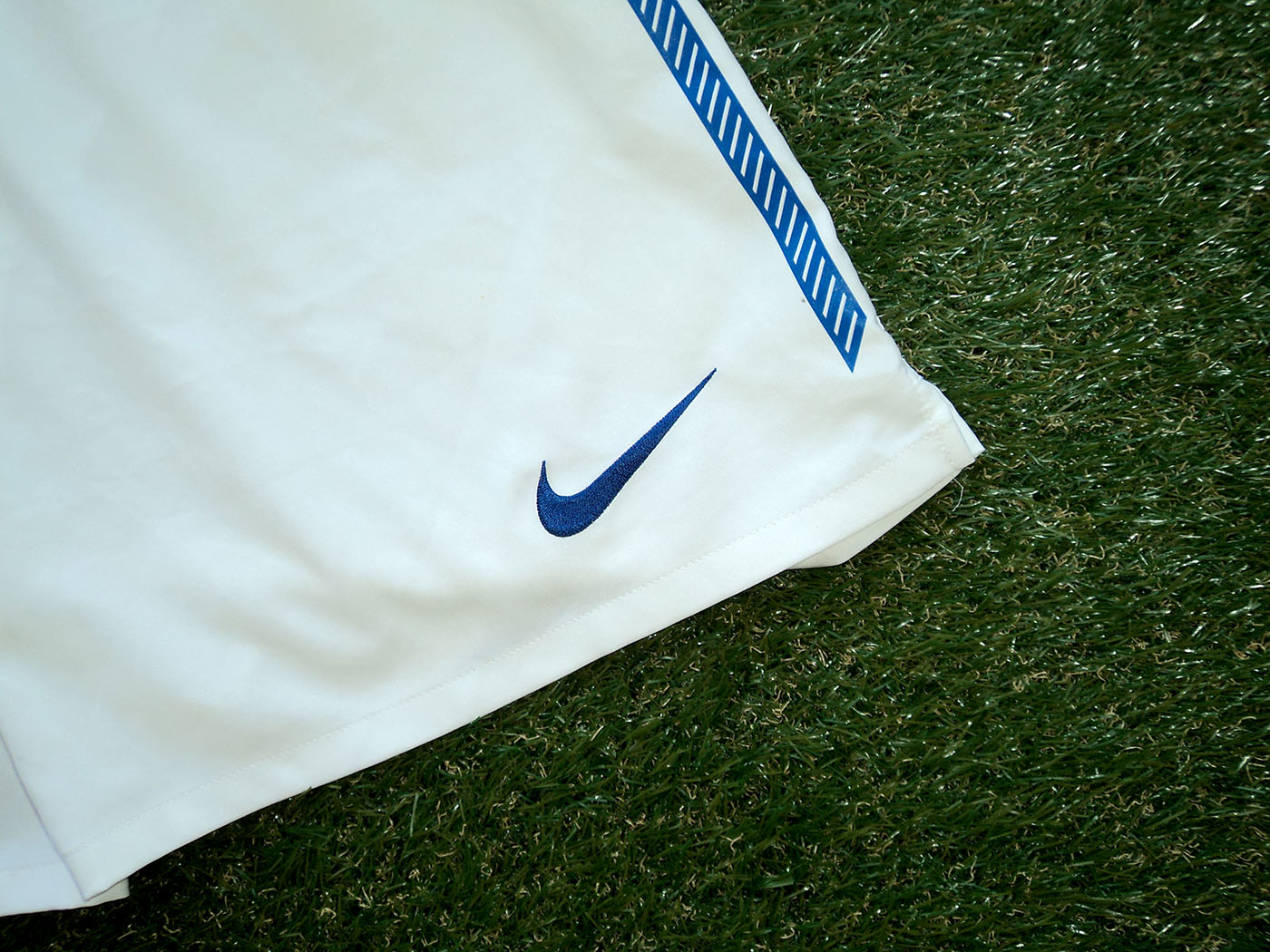 2010-2011 Ίντερ εκτός έδρας σορτς - Medium