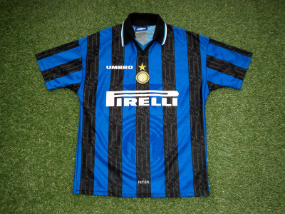 1997-1998 Inter Milan home shirt Nr10 Ronaldo - Medium