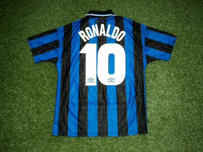 1997-1998 Inter Milan home shirt Nr10 Ronaldo - Medium
