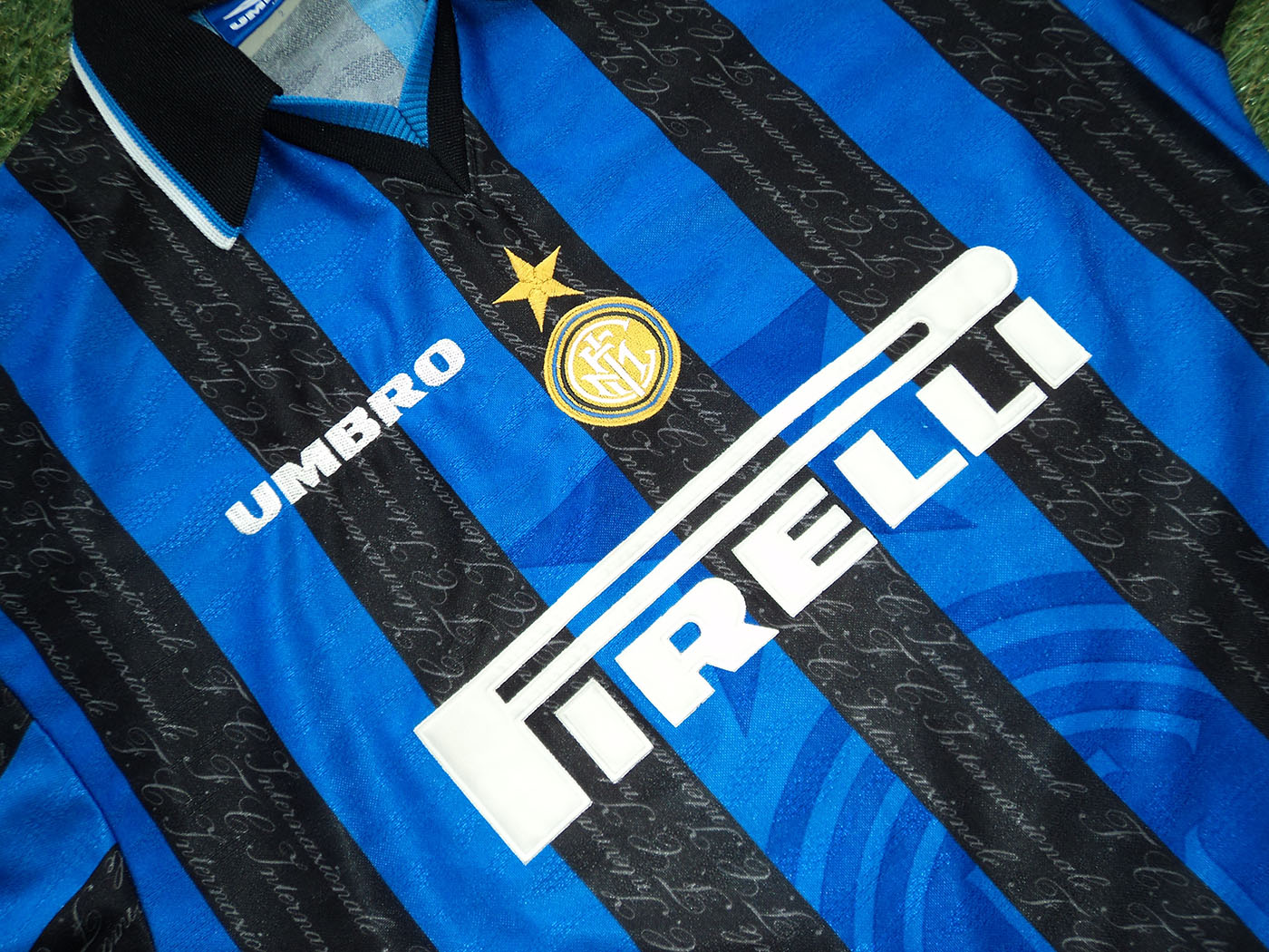 1997-1998 Inter Milan home shirt Nr10 Ronaldo - Medium