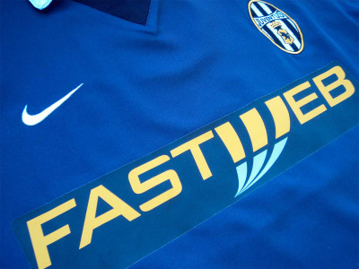 2003-2004 Juventus 3rd shirt - Large