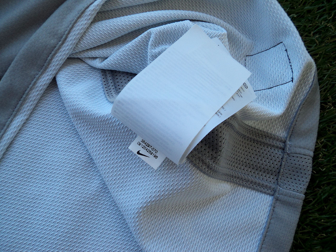 2009-2010 Γιουβέντους εκτός έδρας φανέλα - Medium
