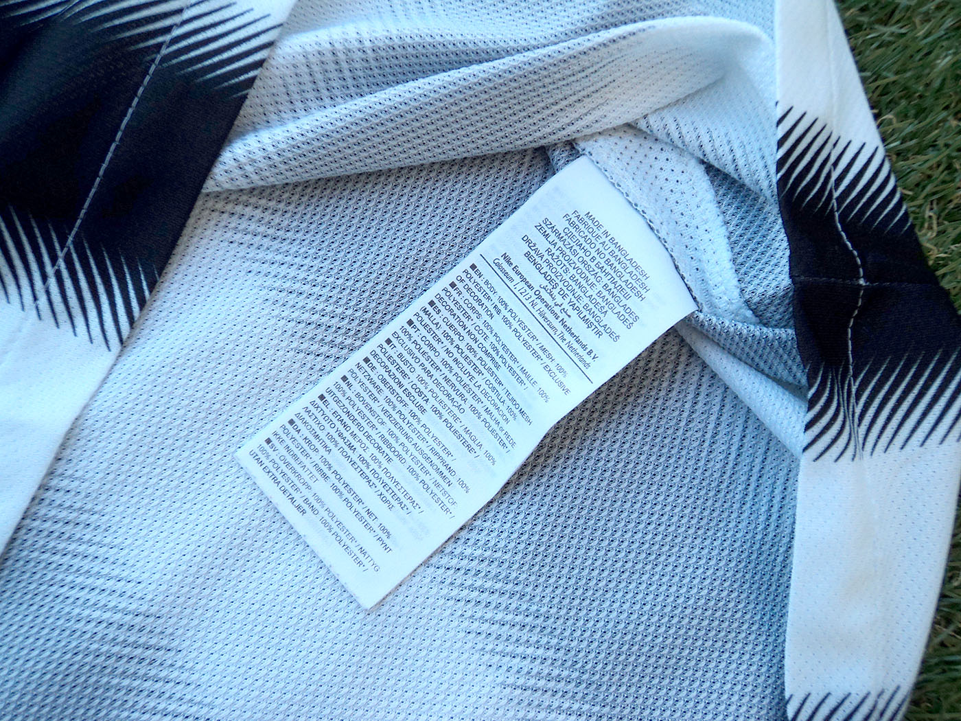 2011-2012 Juventus home shirt - XLarge