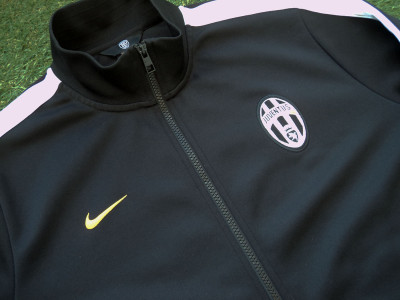 2013-2014 Juventus N98 Nike track jacket - XLarge