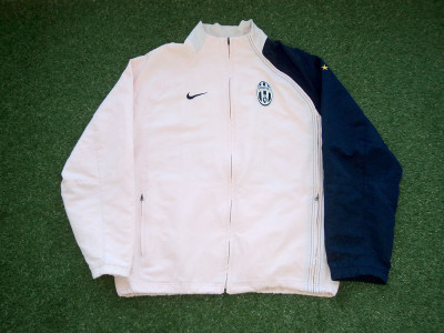 2004-2005 Juventus training jacket - Large