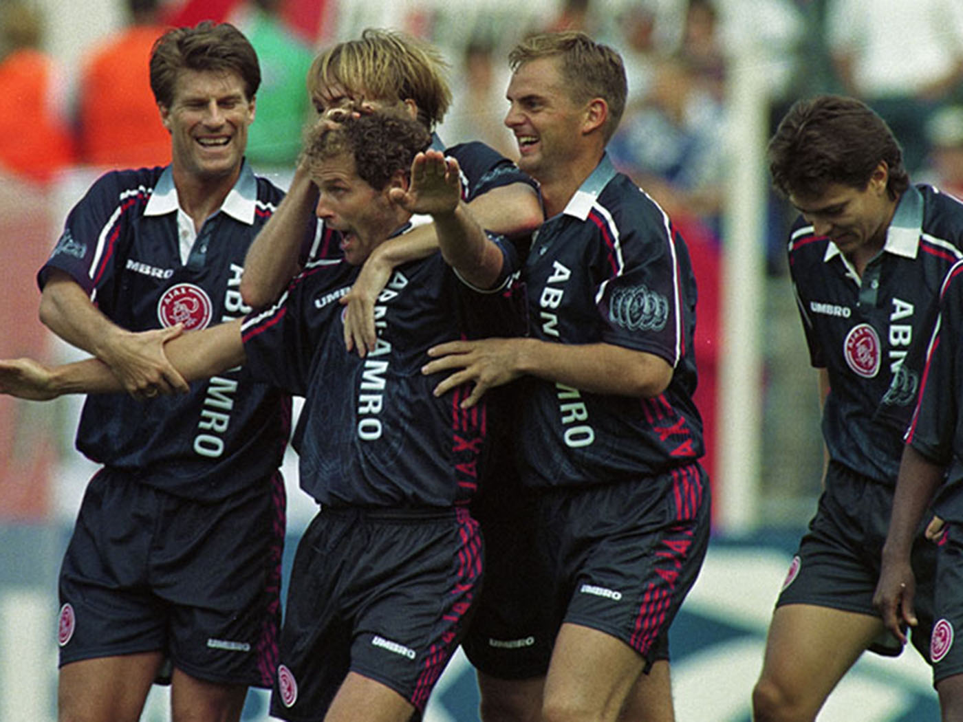 1997-1998 Ajax away shirt - Large