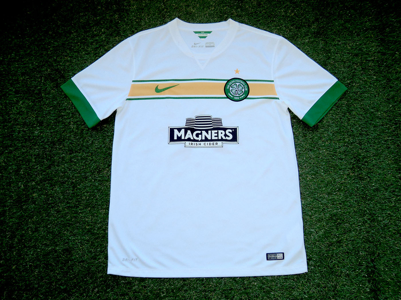 2014-2015 Celtic European 3rd shirt - Medium