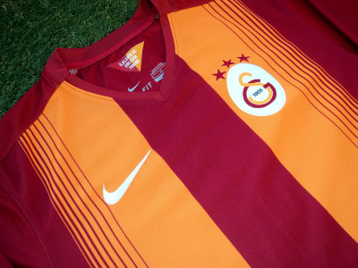 2014-2015 Galatasaray ls home shirt - Medium