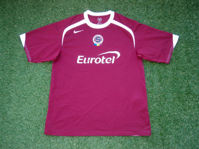 2005-2006 Sparta Prague home shirt - Large