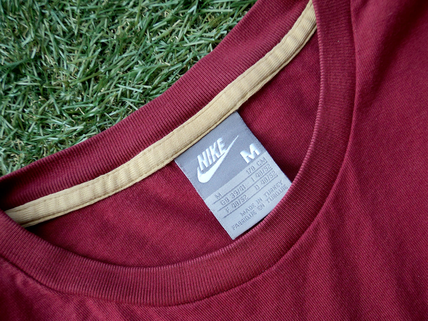 2007-2008 Σπάρτα Πράγας Nike t-shirt - Medium