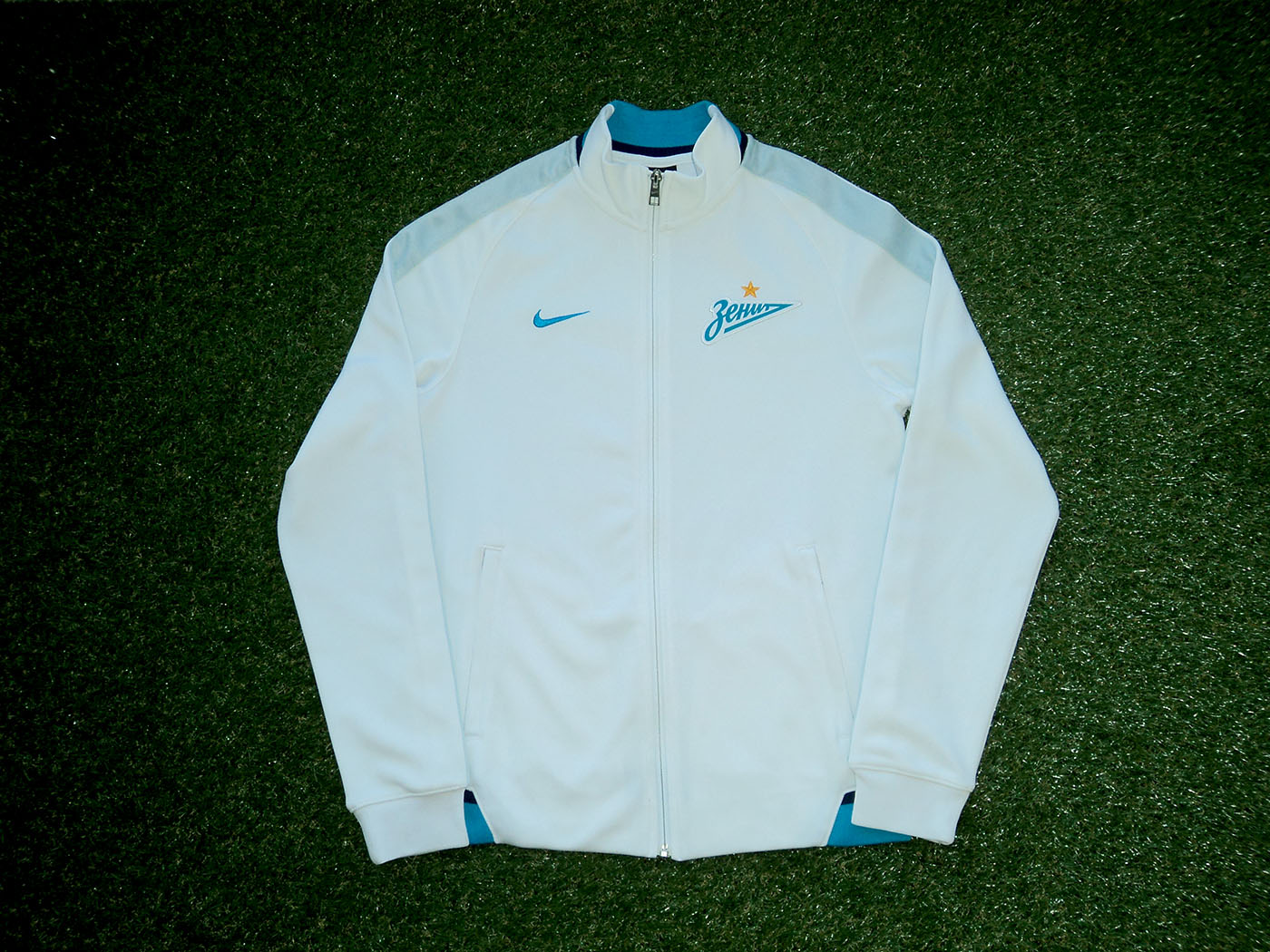 2015-2016 Zenit St.Petersburg N98 Track jacket - Small