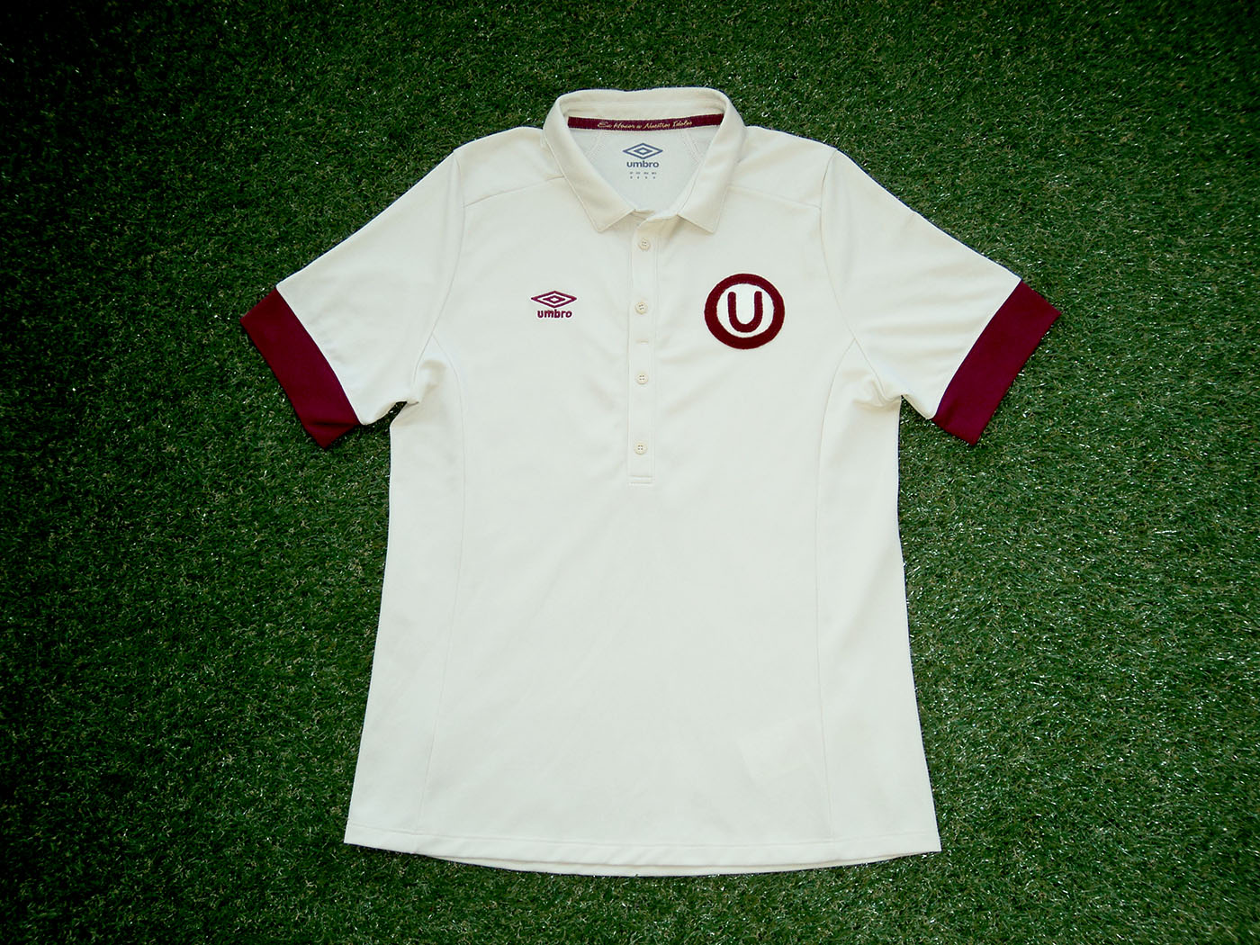 2013 Universitario de Deportes Limited Edition 88th Anniversary shirt - Medium