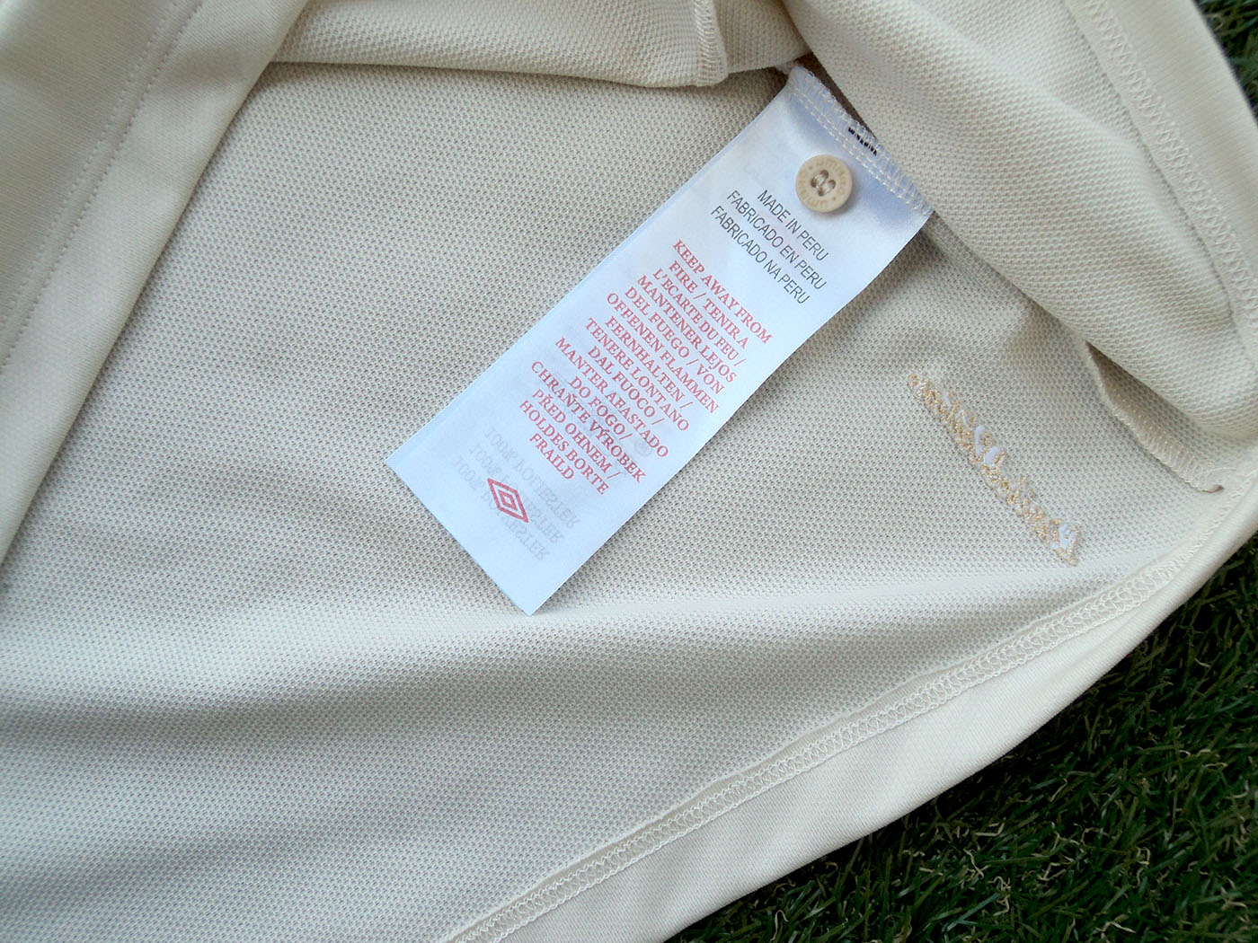 2013 Universitario de Deportes Limited Edition 88th Anniversary shirt - Medium