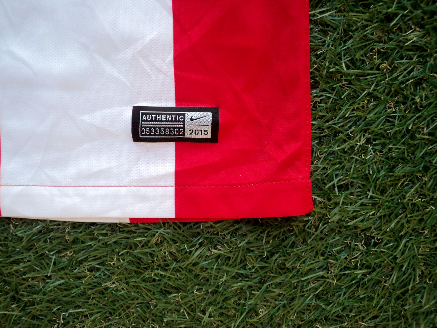 2015-2016 Athletic Bilbao home shirt - Small