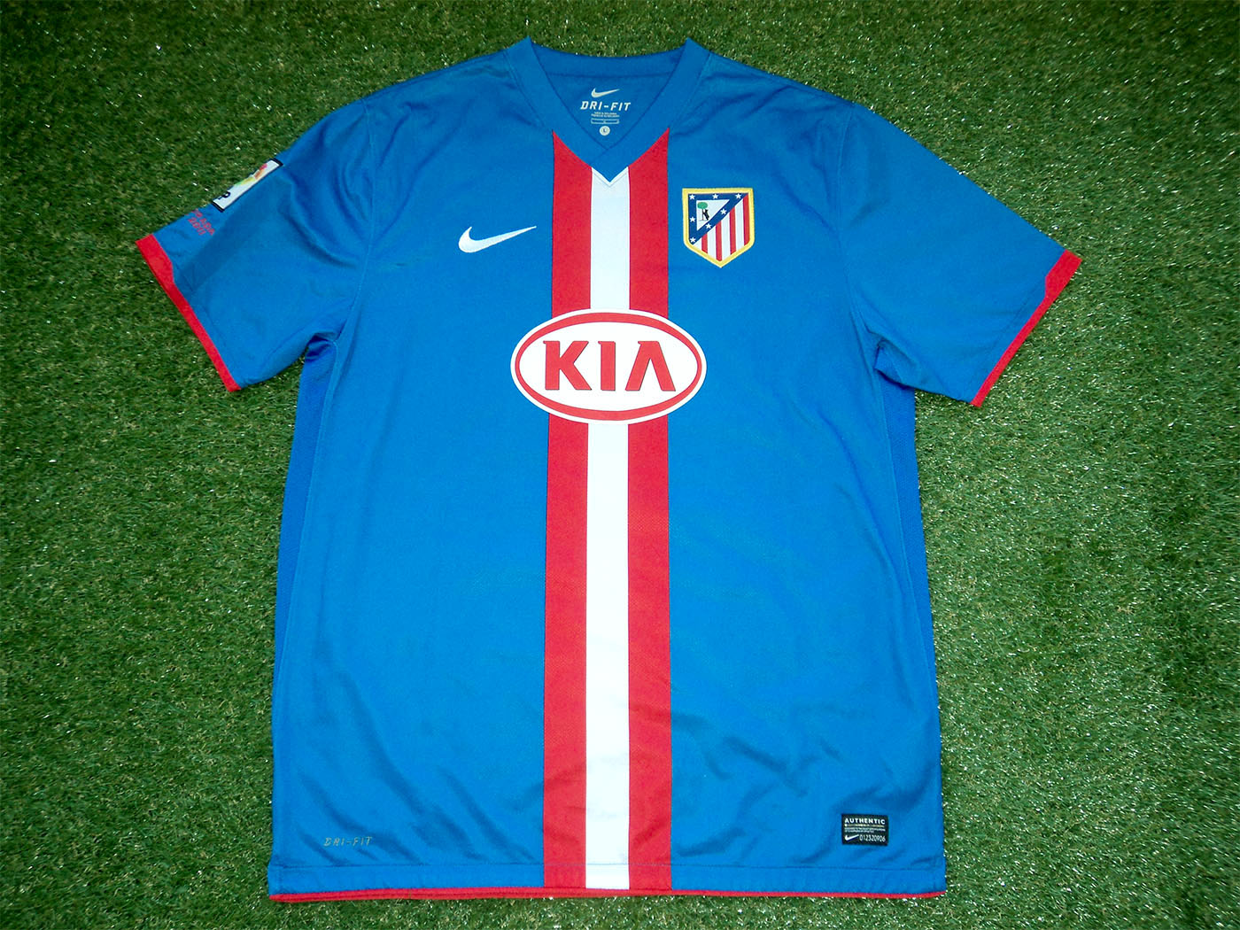 2010-2011 Atletico Madrid away shirt - Large