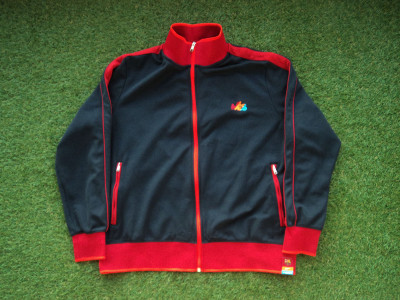 Barcelona "Mes Que Un Club" Special Edition Nike N98 track jacket - XLarge