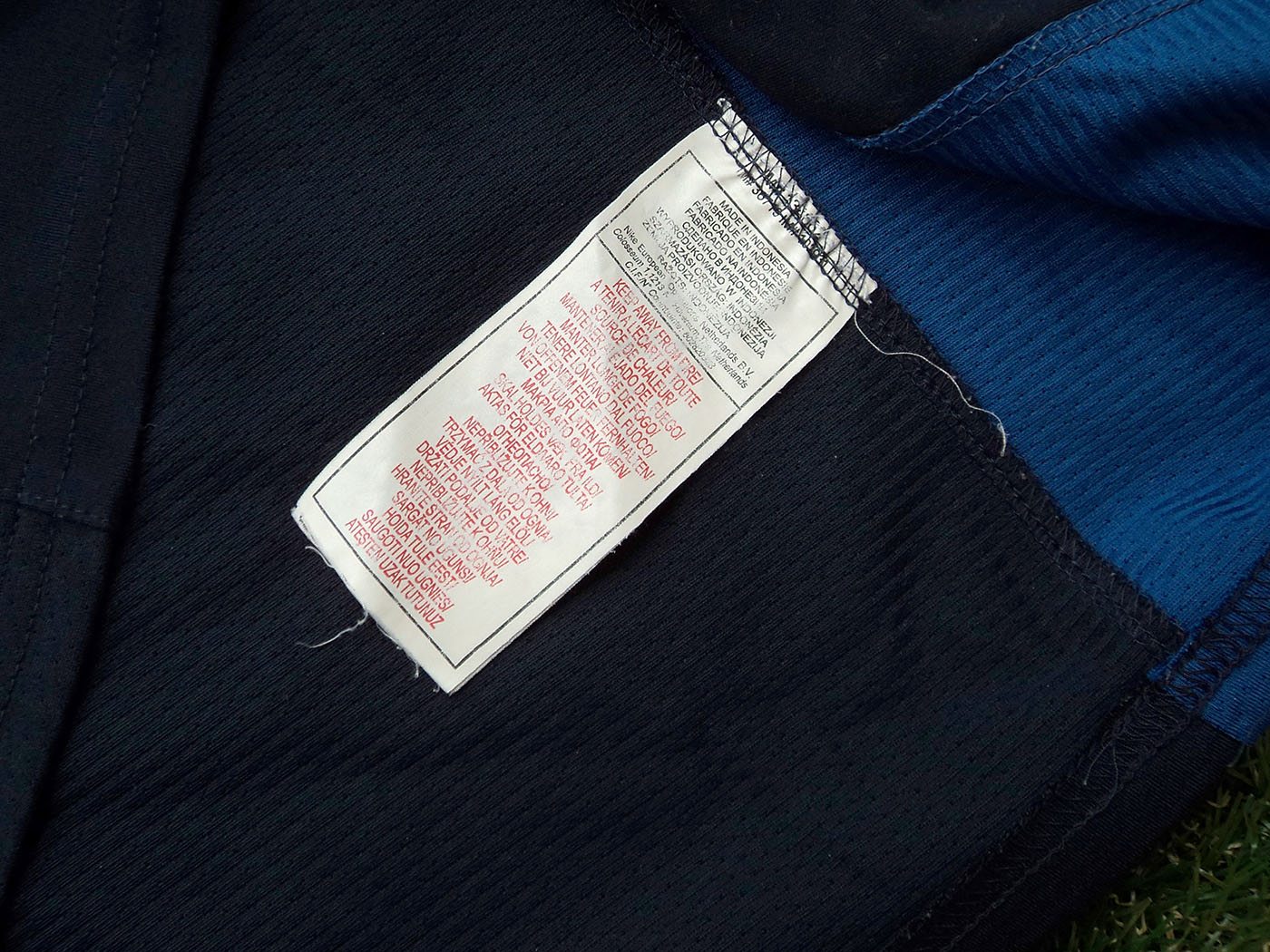 2005-2006 Μπαρτσελόνα προπονητική φανέλα - Medium