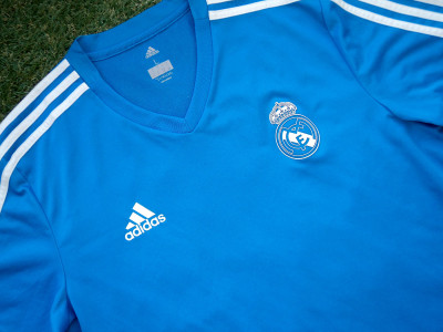 2018-2019 Real Madrid polo shirt - Large