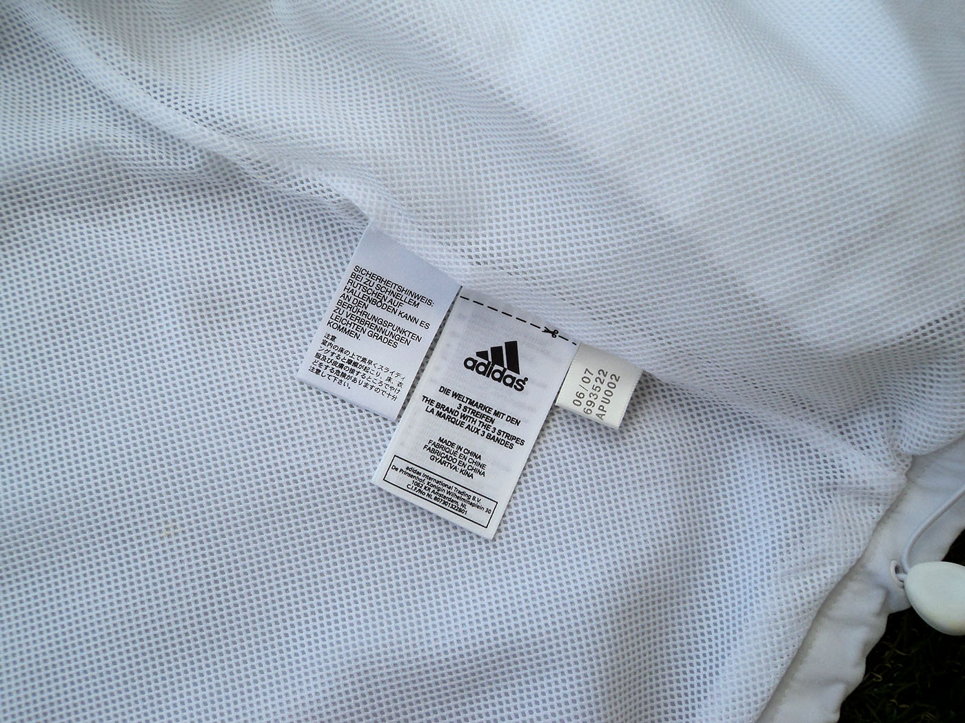 2007-2008 Real Madrid track jacket - Large/XLarge (44"- 46")