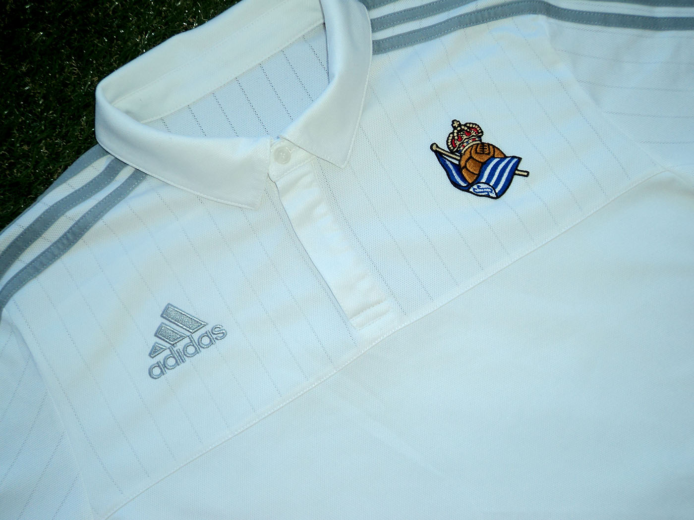 2015-2016 Real Sociedad polo shirt - Large