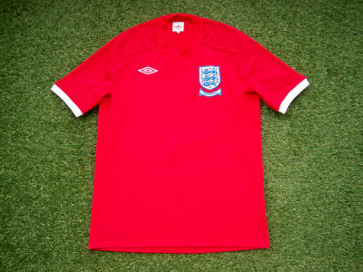 2010-2011 England "South Africa" away shirt - Medium/Large (42")