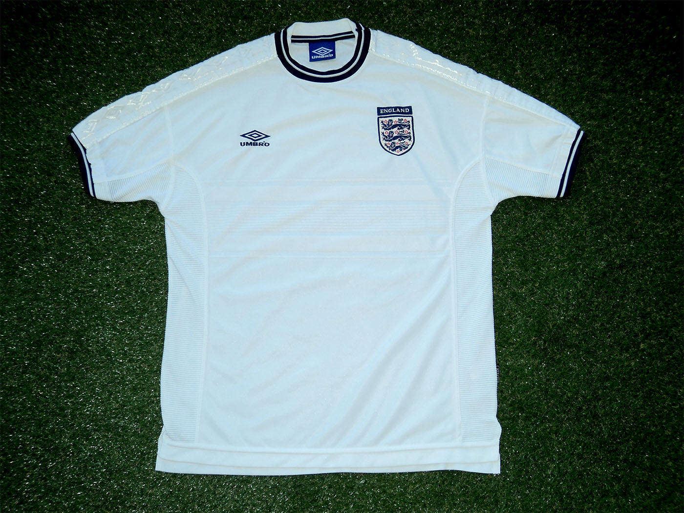 1999-2001 England home shirt - XLarge