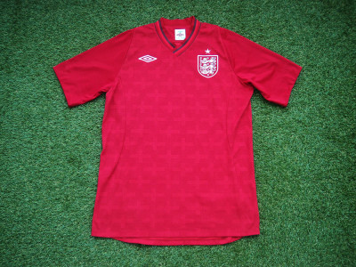 2012-2013 England GK home shirt - Medium (40")
