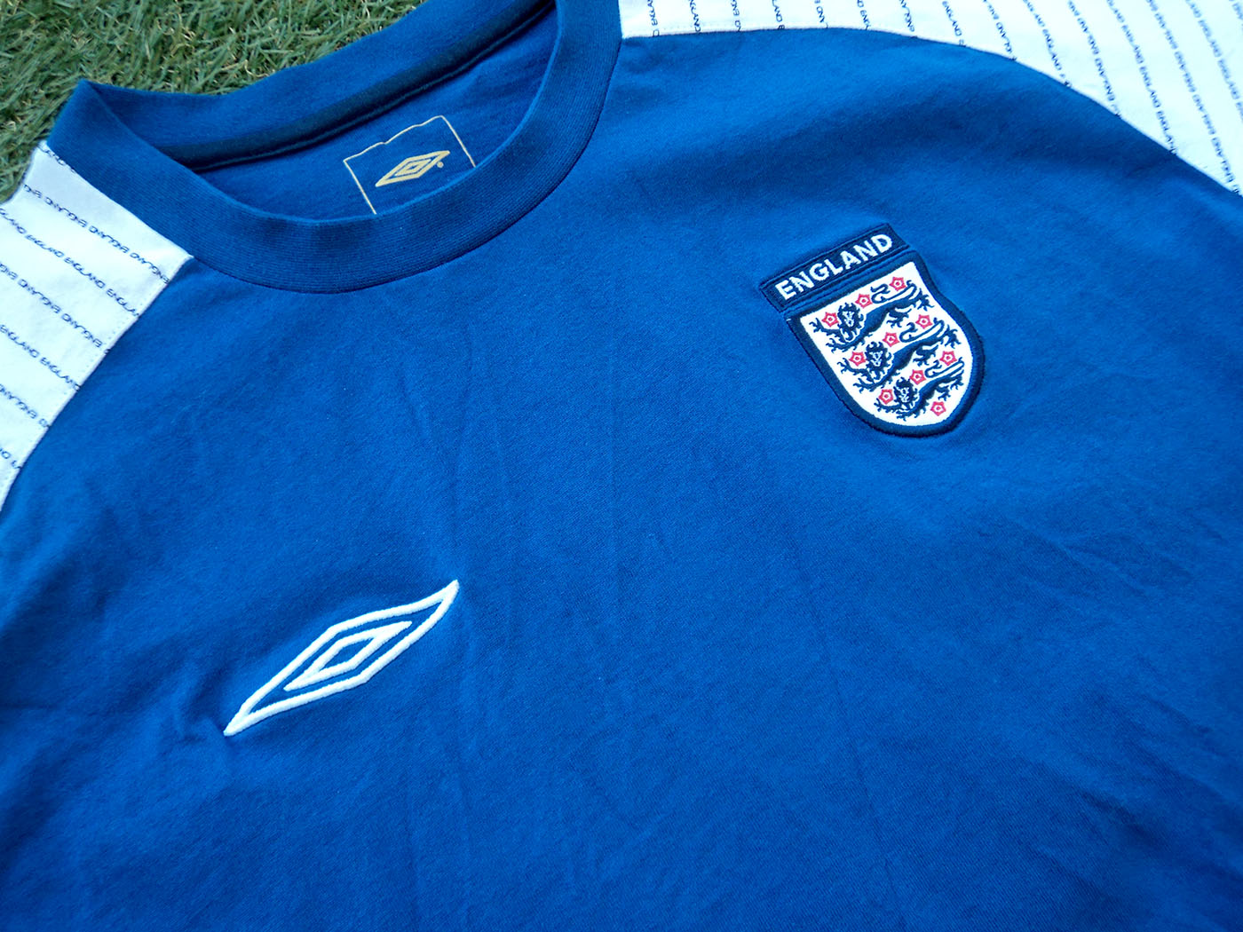 2006-2007 Αγγλία Umbro t-shirt - Large