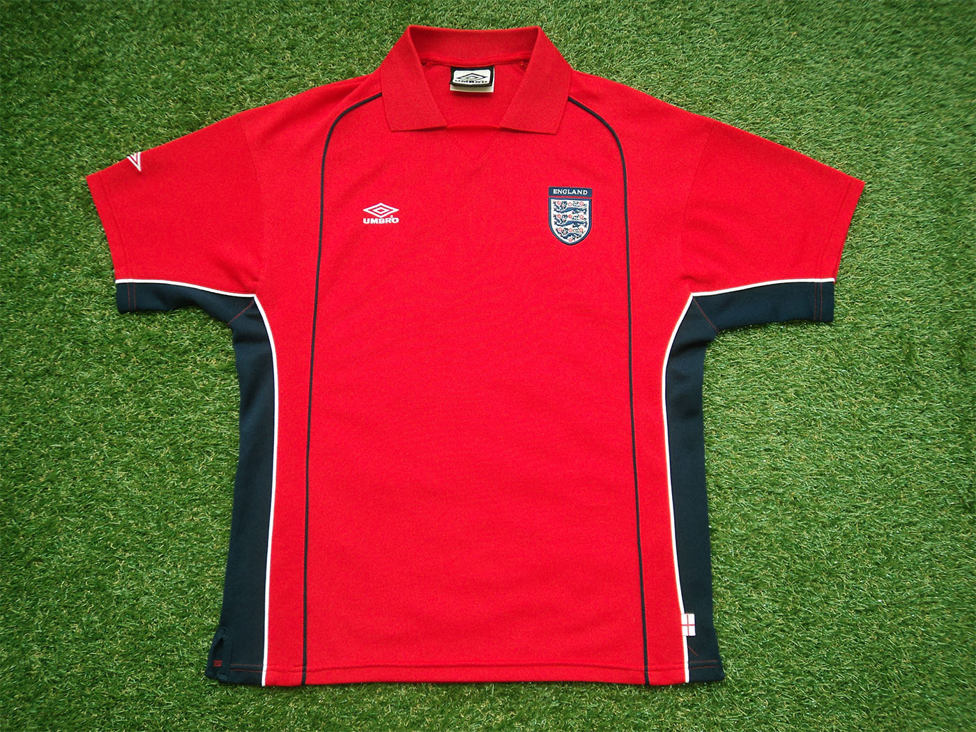 2000-2001 England Polo shirt - Medium