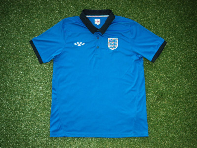2010-2011 England polo shirt - Large