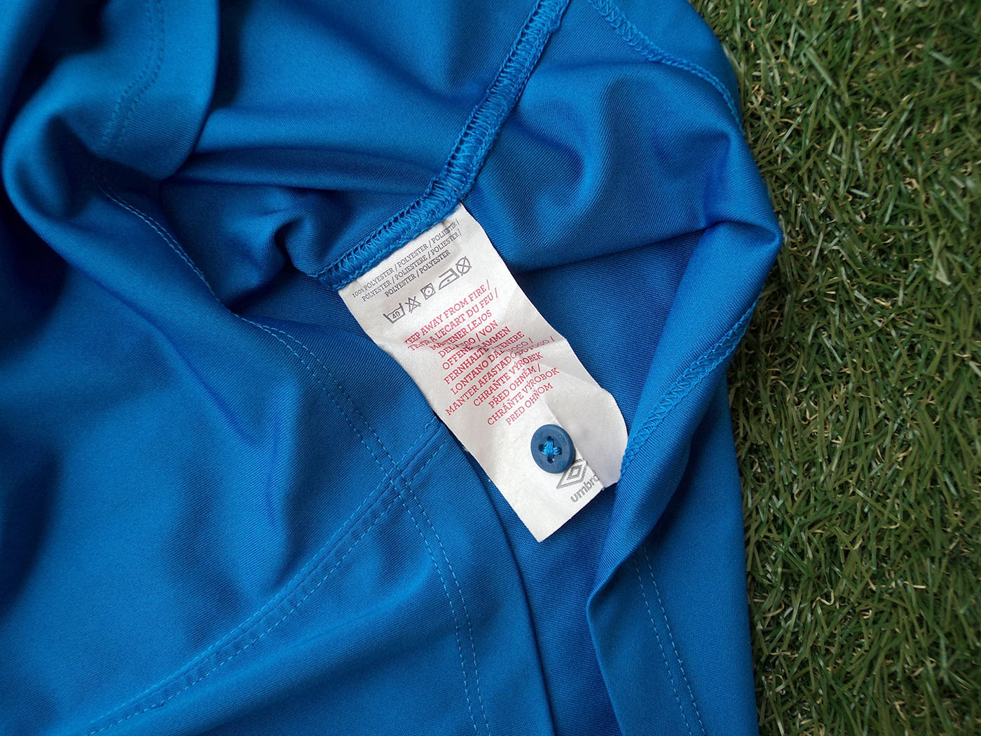 2010-2011 England polo shirt - Small