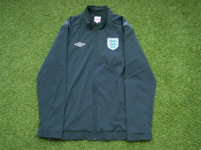 2011-2012 England Zipped Track jacket - Large