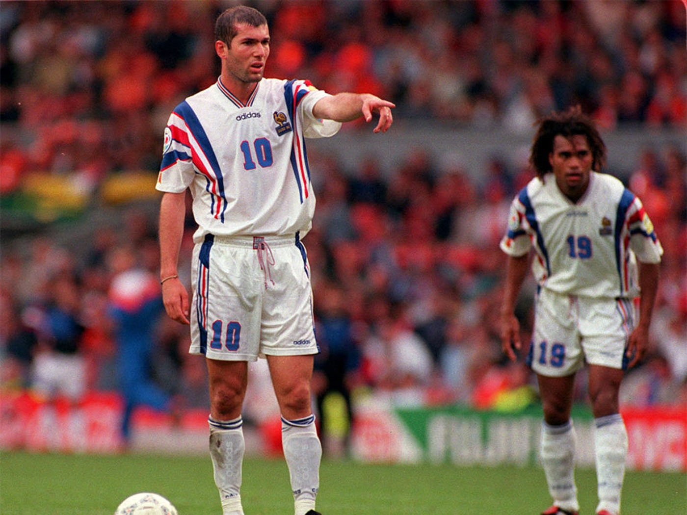1996-1998 France away shirt - Medium